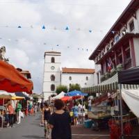 Marché samedi matin, Place Sokoburu