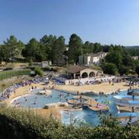 Résidence-Club Le Domaine des Hauts de Salavas