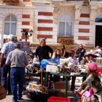 VIDE GRENIER
