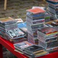 Marché aux livres – CD – DVD – BD – Revues