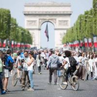 Champs Libres ! Dimanche piéton et cycliste aux Champs-Élysées