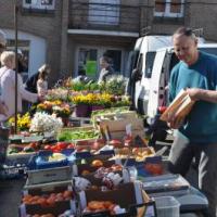 MARCHÉ D'OYE-PLAGE