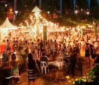 marché nocturne a la plage