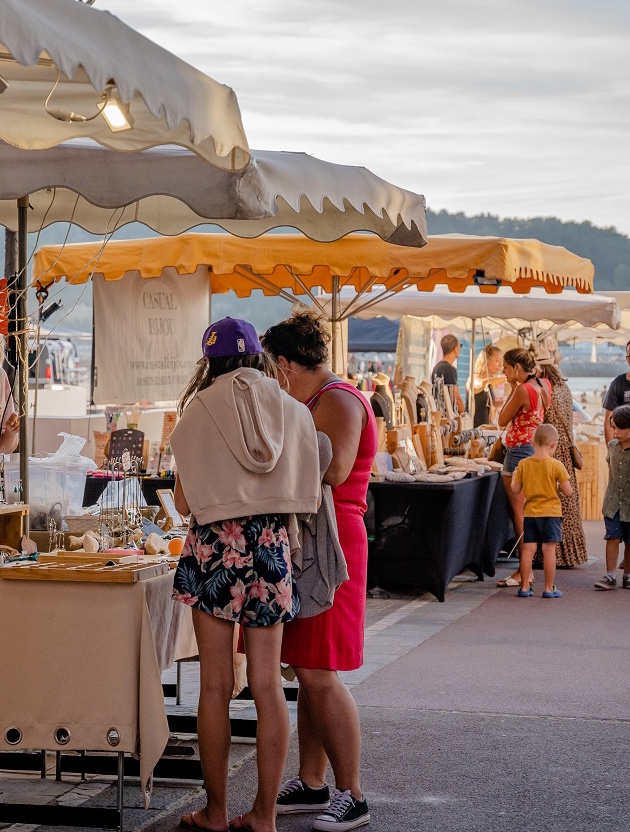 marché artisanal