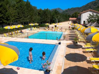 Camping Les Eaux Chaudes