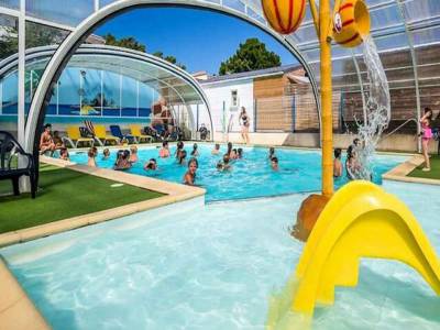 Camping Les Flots Bleus