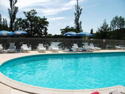 Camping du Lac de Parisot