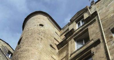 LE PATRIMOINE SECRET DU MOYEN-AGE