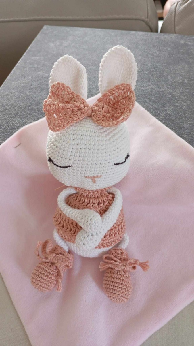Artisan articles et accessoires bébé de 0 à 3 ans fait main