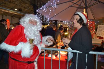 Le GRAND Marché de Noel de PLONEOUR-LANVERN en Pays Bigouden