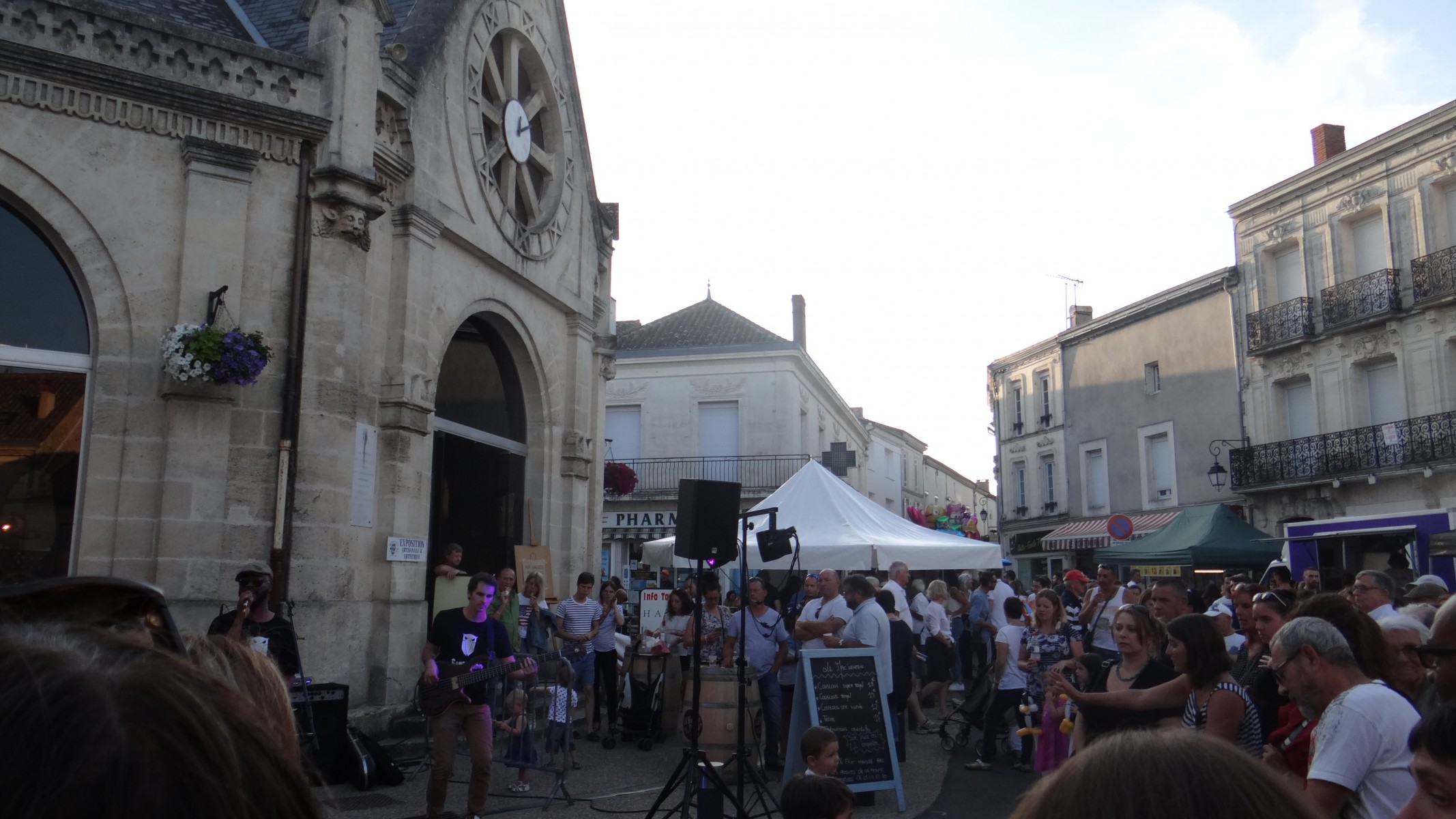 Marché nocturne de Montendre