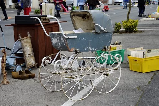 Vide-greniers et marché aux puces